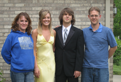 prom6.jpg prom6.jpg